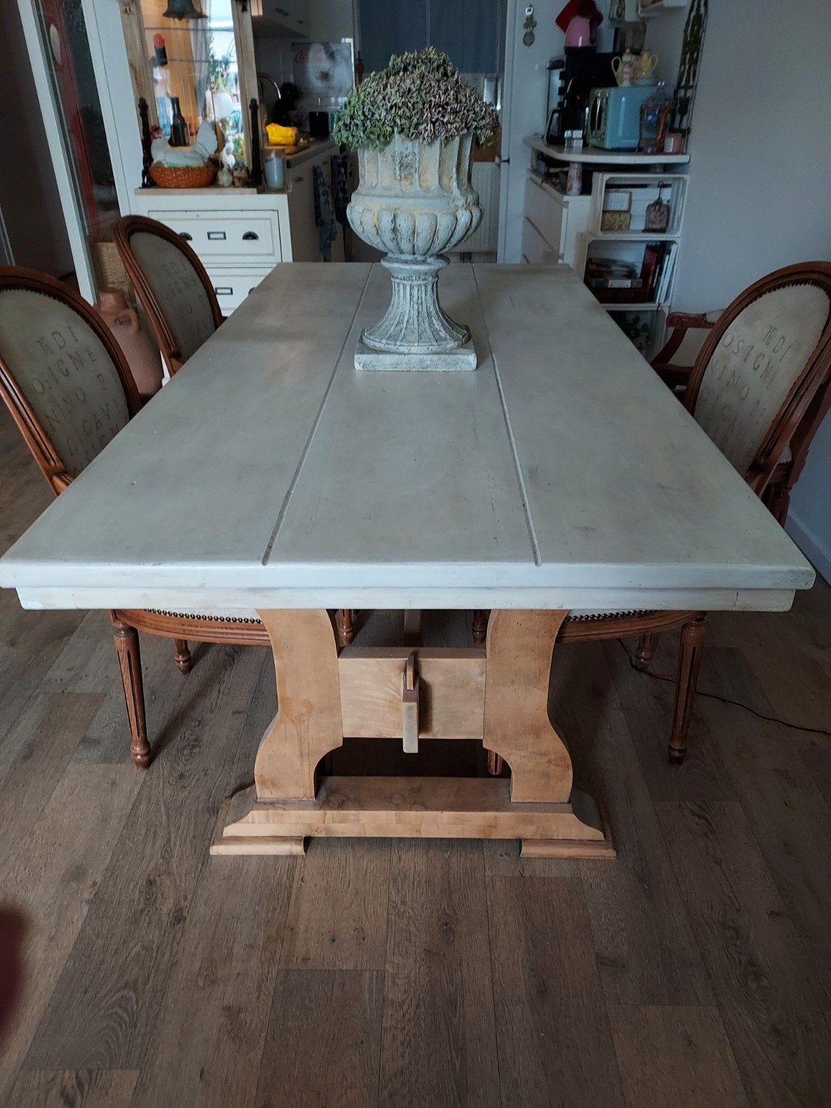kloostertafel, Ophalen, Gebruikt, 4 tot 6 stoelen