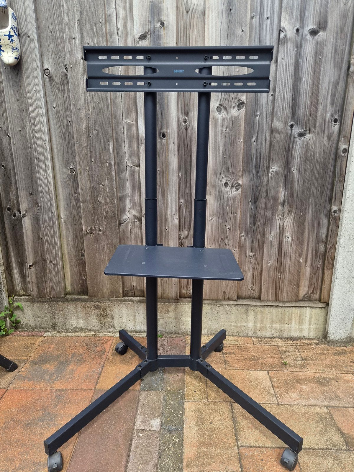 Mobiele TV Meubel op Wielen, Ophalen, Gebruikt, Modern, functioneel, 100 tot 150 cm