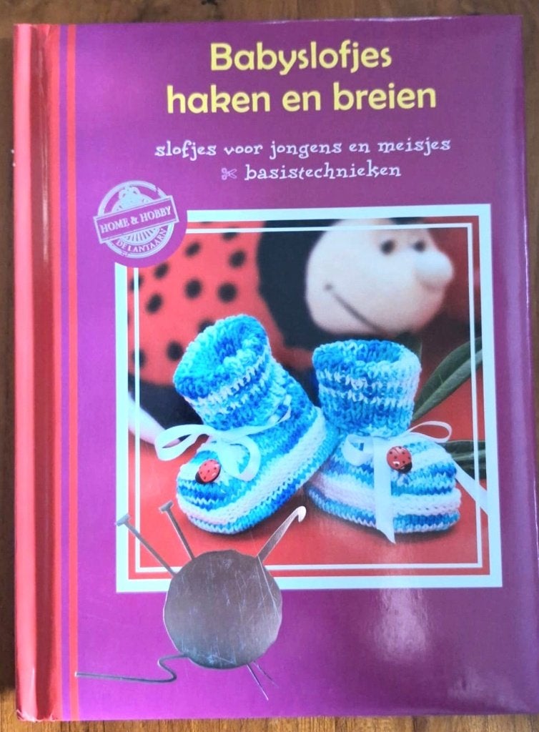 Babyslofjes haken en breien, Verzenden, Zo goed als nieuw, Breien of Haken, Patroon of Boek