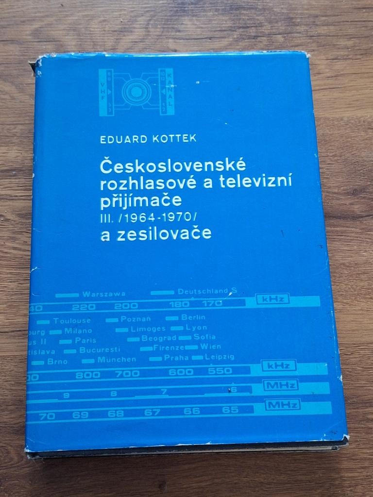 Tjechiese schema boeken: TV Recorders & Radio's voor hobbyis, Boeken, Techniek, Gelezen, Elektrotechniek, Ophalen of Verzenden