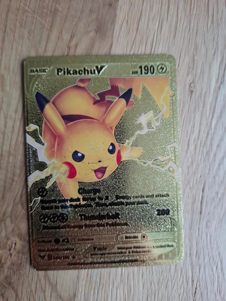 Gouden Pikachu V Pokémon Kaart - Zeldzaam, Ophalen of Verzenden, Gebruikt, Losse kaart, Foil