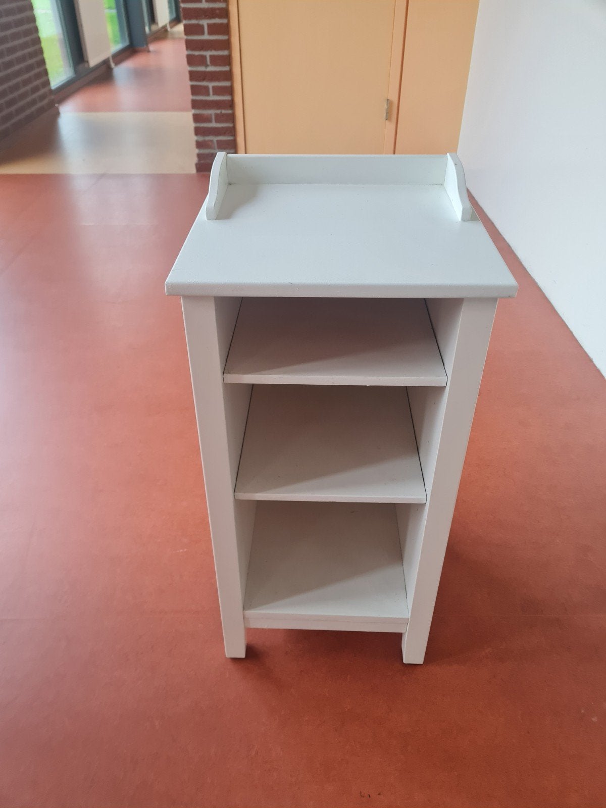 Witte bijzettafel met 3 planken, Huis en Inrichting, Ophalen of Verzenden, Zo goed als nieuw