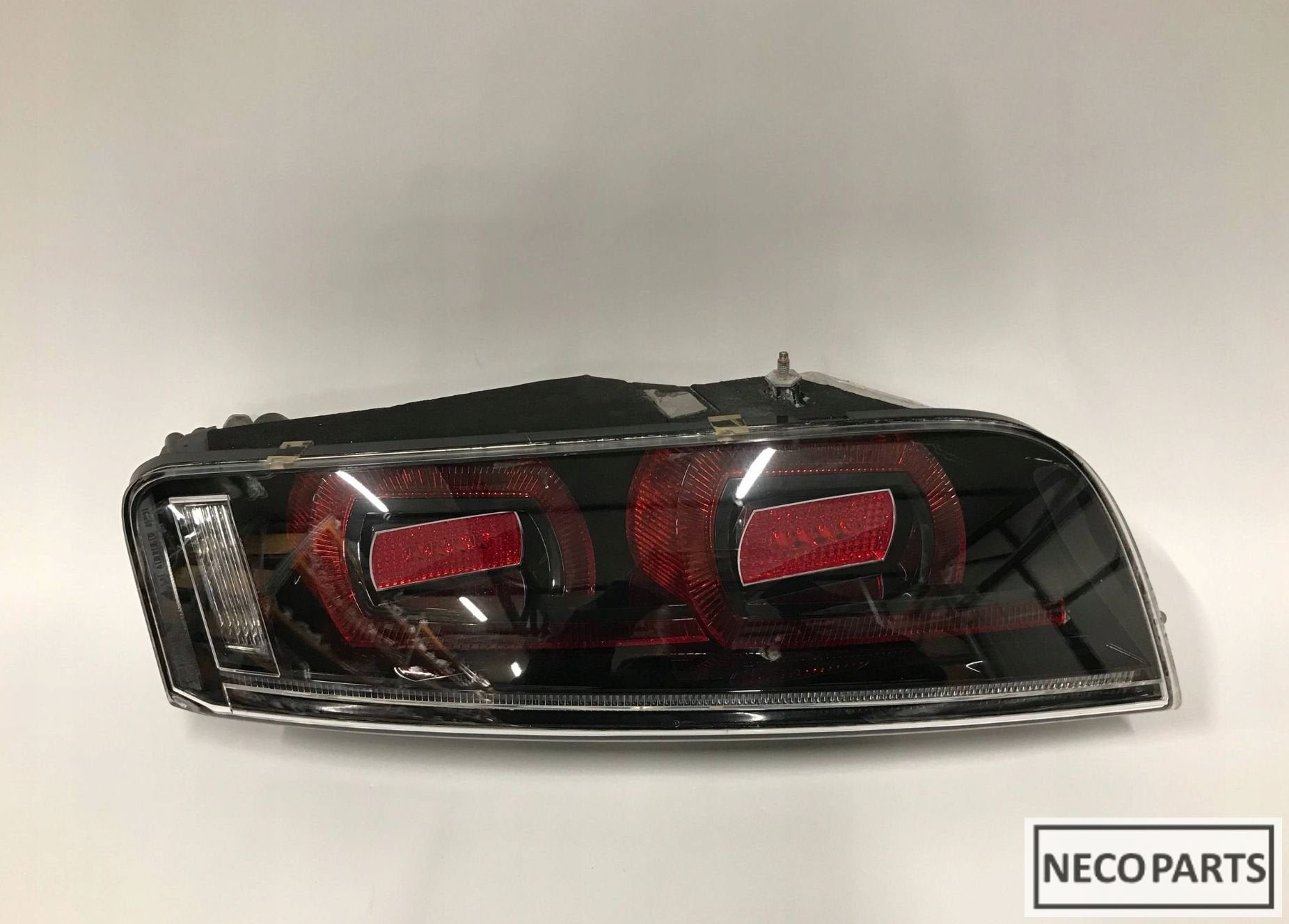 AUDI R8 V10 LED ACHTERLICHT ORIGINEEL ALLES LEVERBAAR!!!, Gebruikt, -, -, -