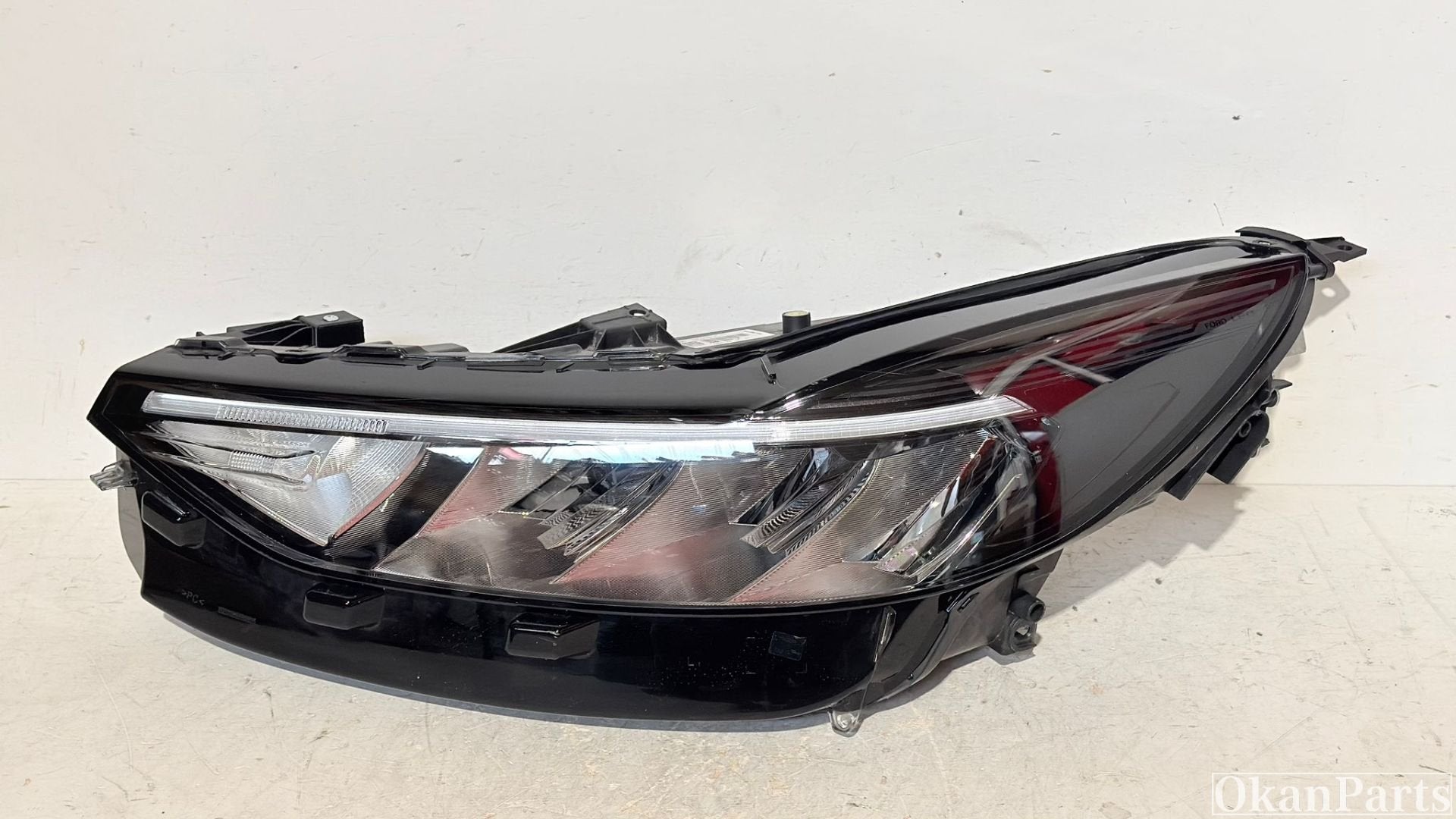Ford Kuga III Facelift LED linker koplamp links PV4B13E015CE
