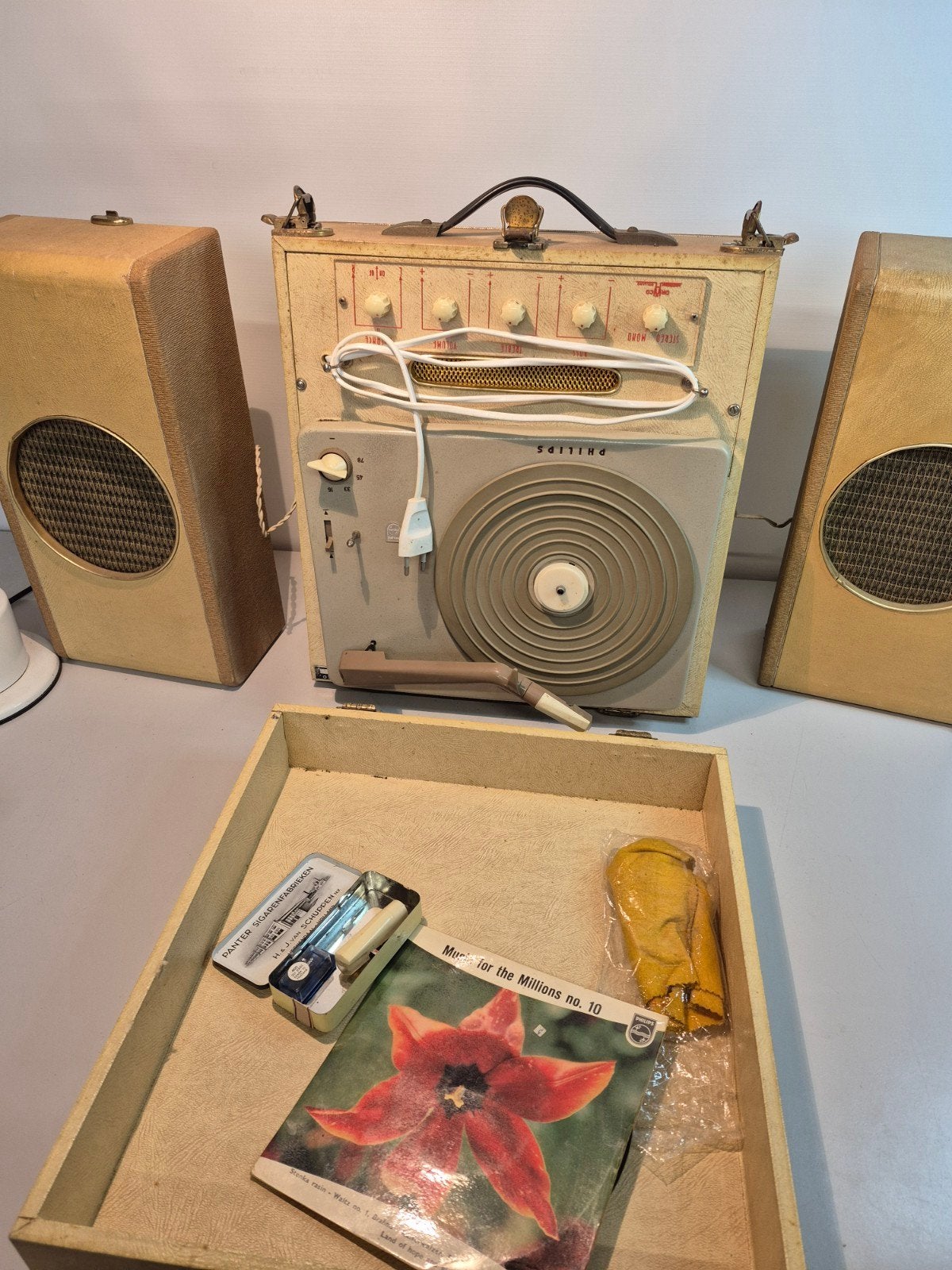 jaren 50/60 Phillips platenkoffer met speakers, Audio, Tv en Foto, Ophalen, Philips, ., Phillips
