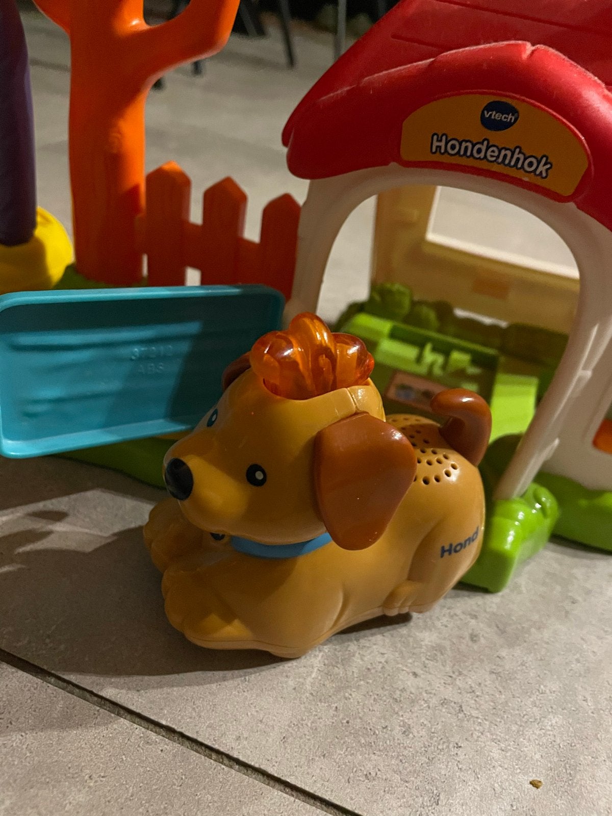 VTech Zoef Zoef Dieren Honden hok Speelset, Ophalen, Gebruikt, 6 maanden tot 2 jaar