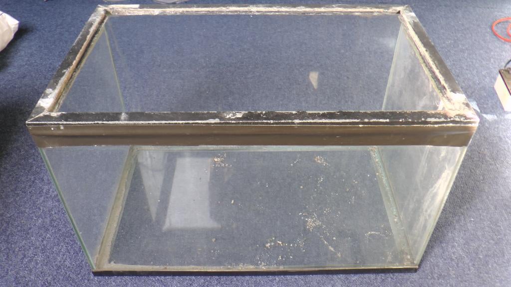 Aquarium 50*30*30 cm + toebehoren, Dieren en Toebehoren, Vissen | Aquaria en Toebehoren, Ophalen, Gebruikt, Leeg aquarium