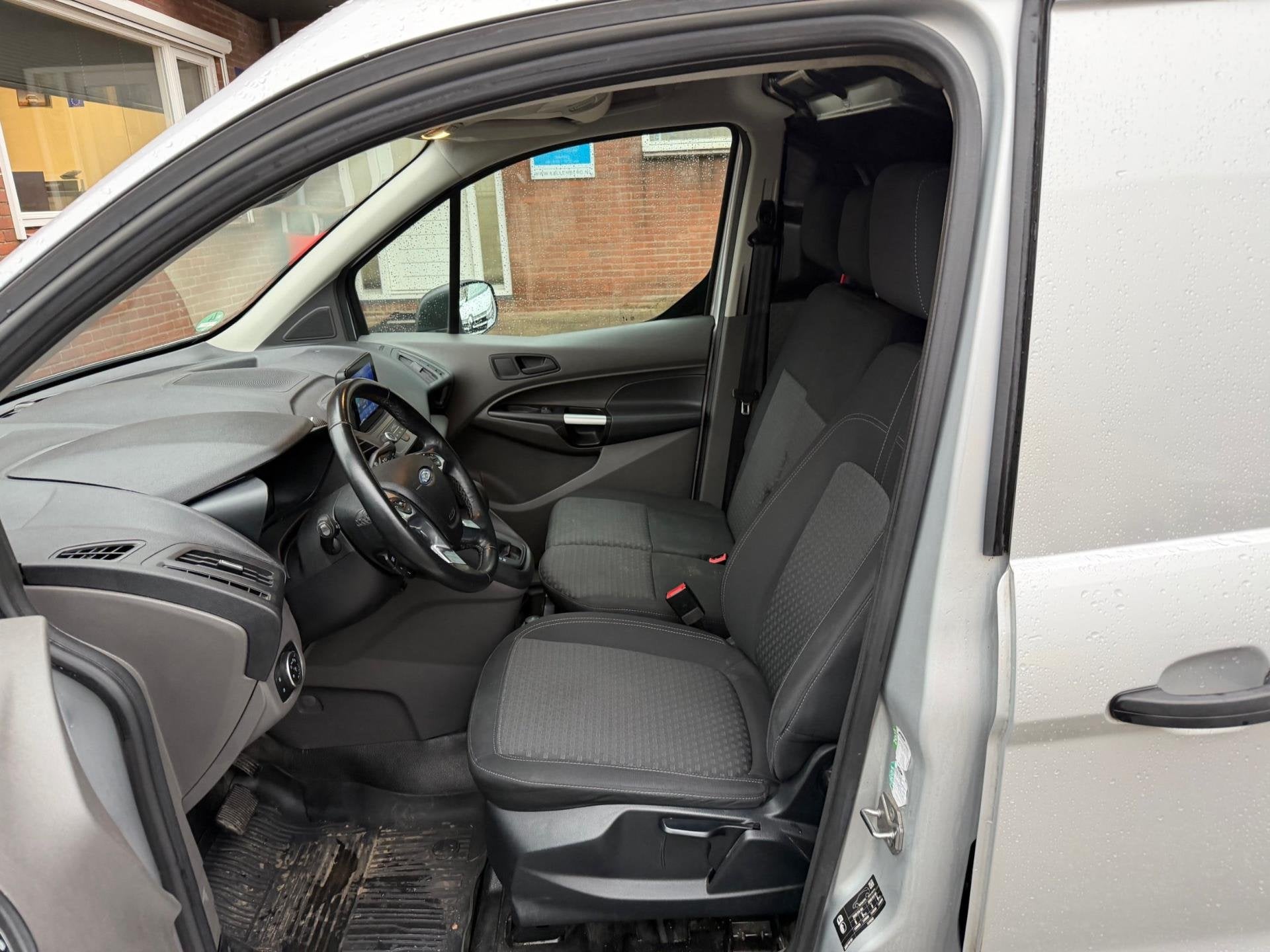 Ford TRANSIT CONNECT 1.5 EcoBlue L2 Trend 120 PK Automaat /, Stof, Gebruikt, 4 cilinders, Bedrijf