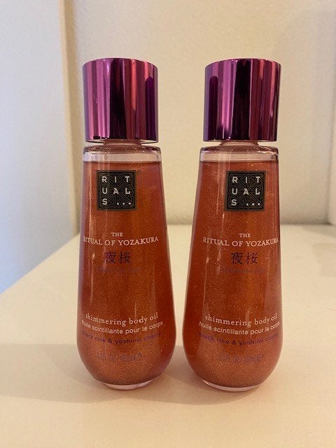 Nieuw Rituals Yozakura Shimmering body oil 100ml, Ophalen of Verzenden, Nieuw, Deodorant of Bodyspray