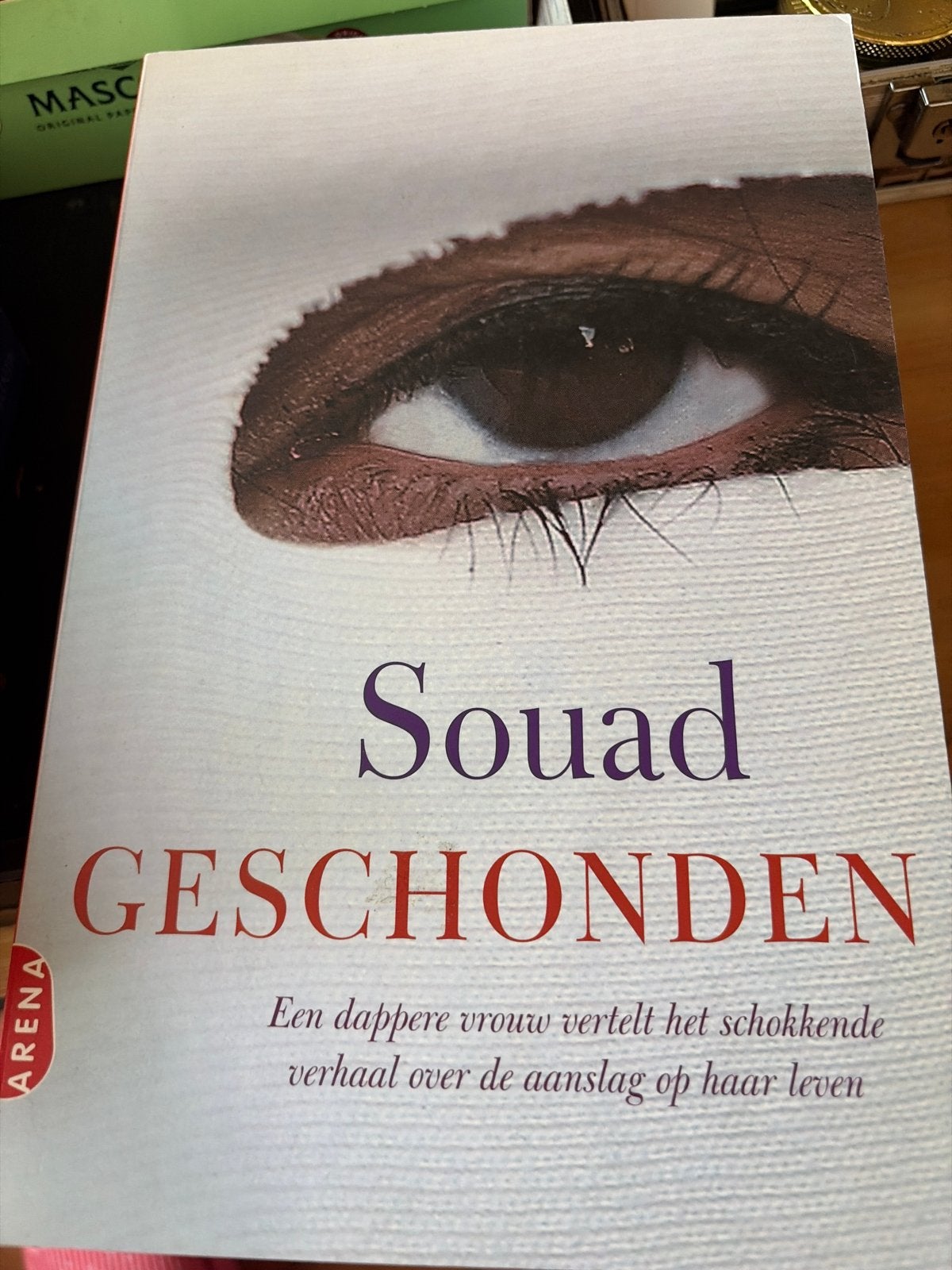 Souad - Geschonden: Een dappere vrouw vertelt, Verzenden, Gelezen, Overige