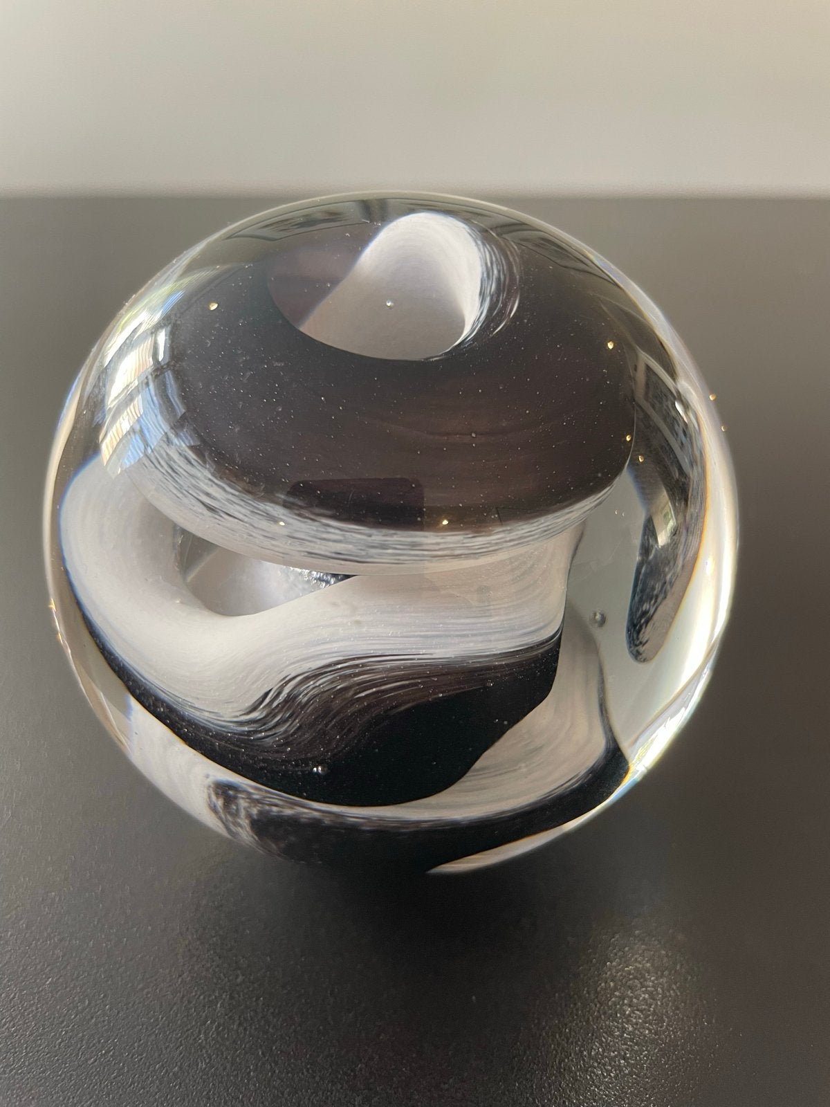 Pfeiffer Brilliant Kristal Bol - Zwart/Wit, 8 cm hoog, Antiek en Kunst, Antiek | Glas en Kristal, Ophalen of Verzenden