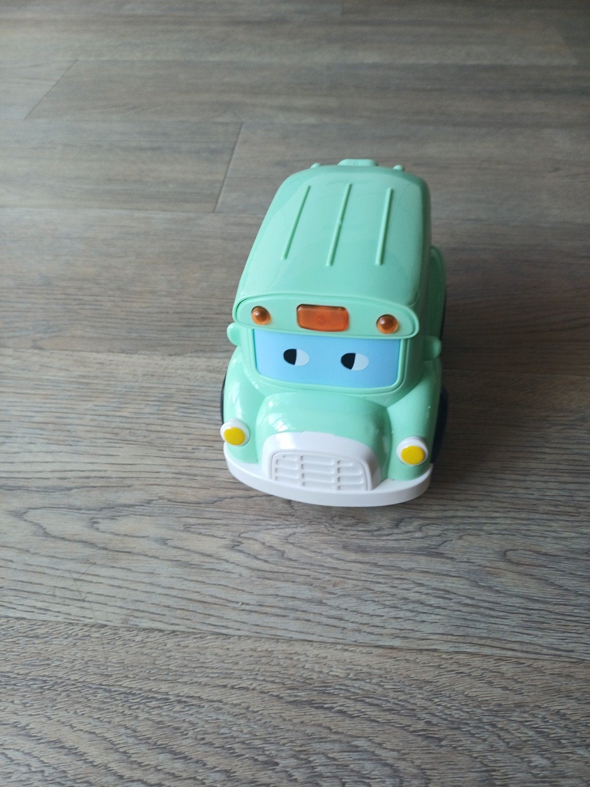 interactieve bus, Ophalen, Zo goed als nieuw