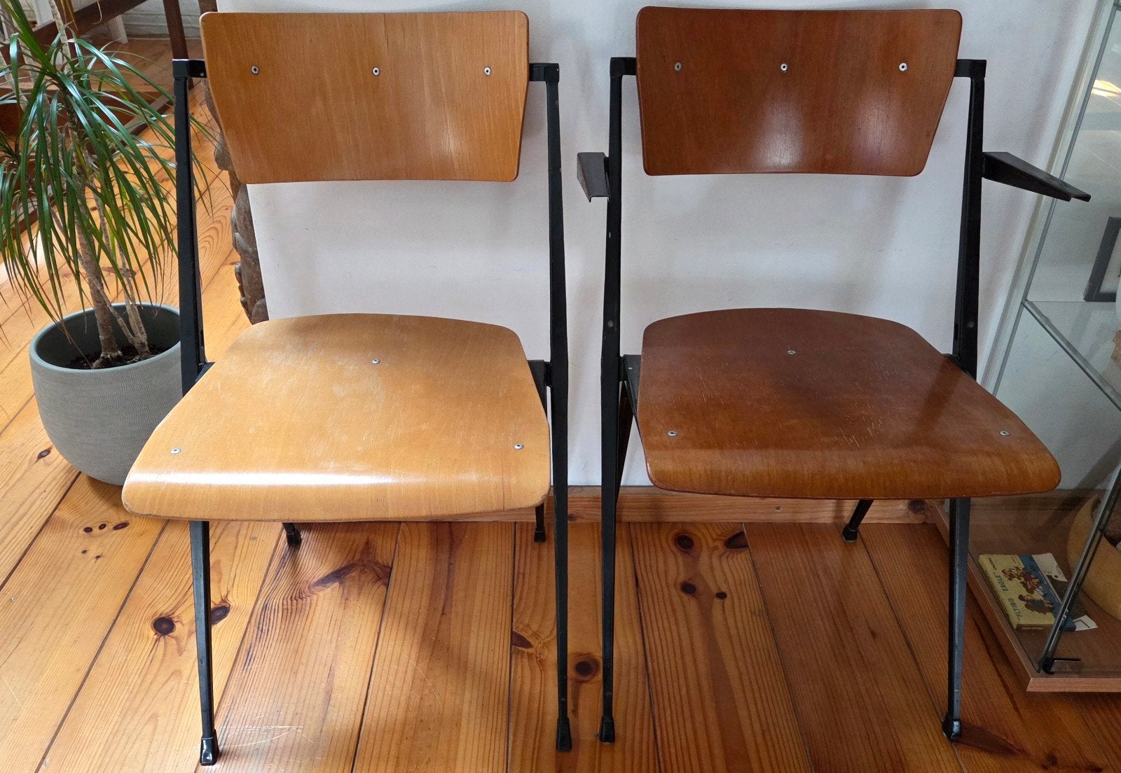 Wim Rietveld de Cirkel set van twee kompas stoelen, Ophalen of Verzenden, Twee