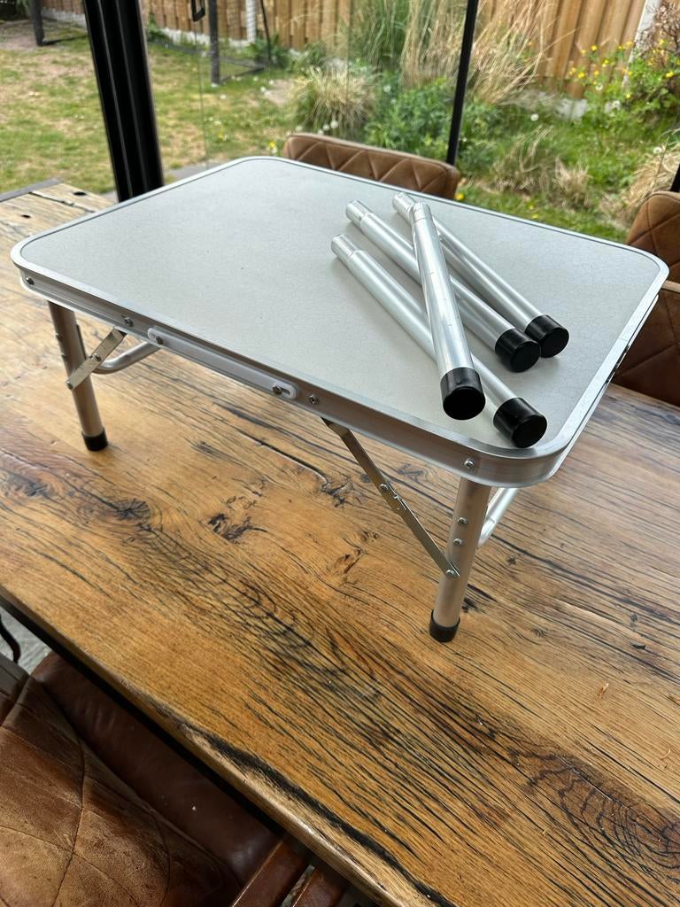 Compacte Camping Bijzettafel - Ideaal voor onderweg!, Ophalen of Verzenden, Zo goed als nieuw, Campingtafel
