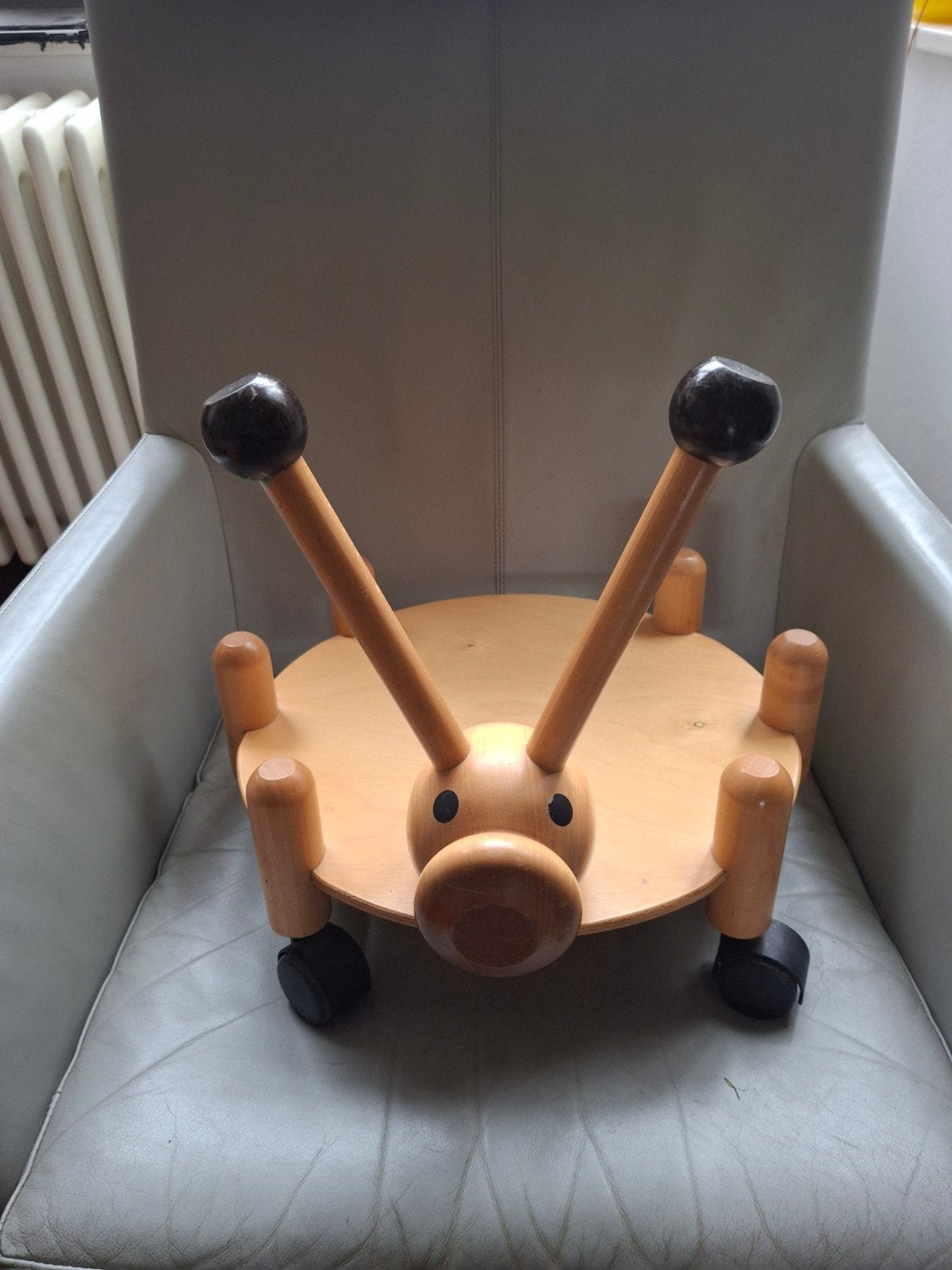 Houten lieveheersbeestje op wieltjes, Ophalen of Verzenden