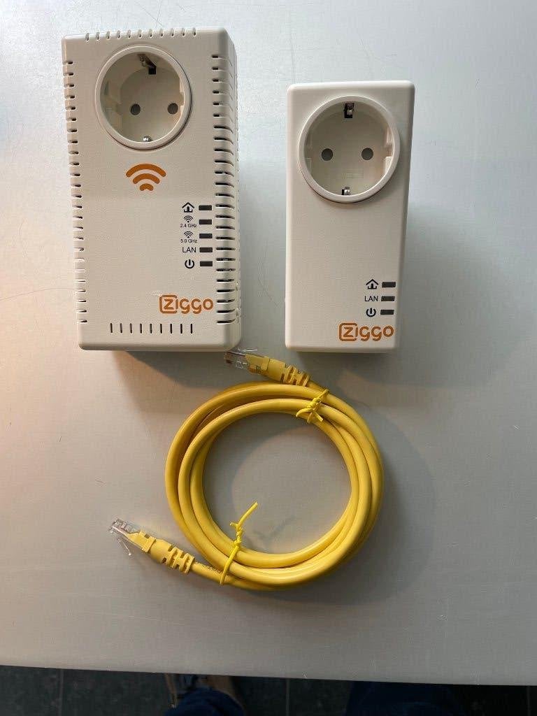 Ziggo WiFi versterker, Computers en Software, WiFi-versterkers, Ophalen of Verzenden, Zo goed als nieuw, Ziggo WiFi versterker