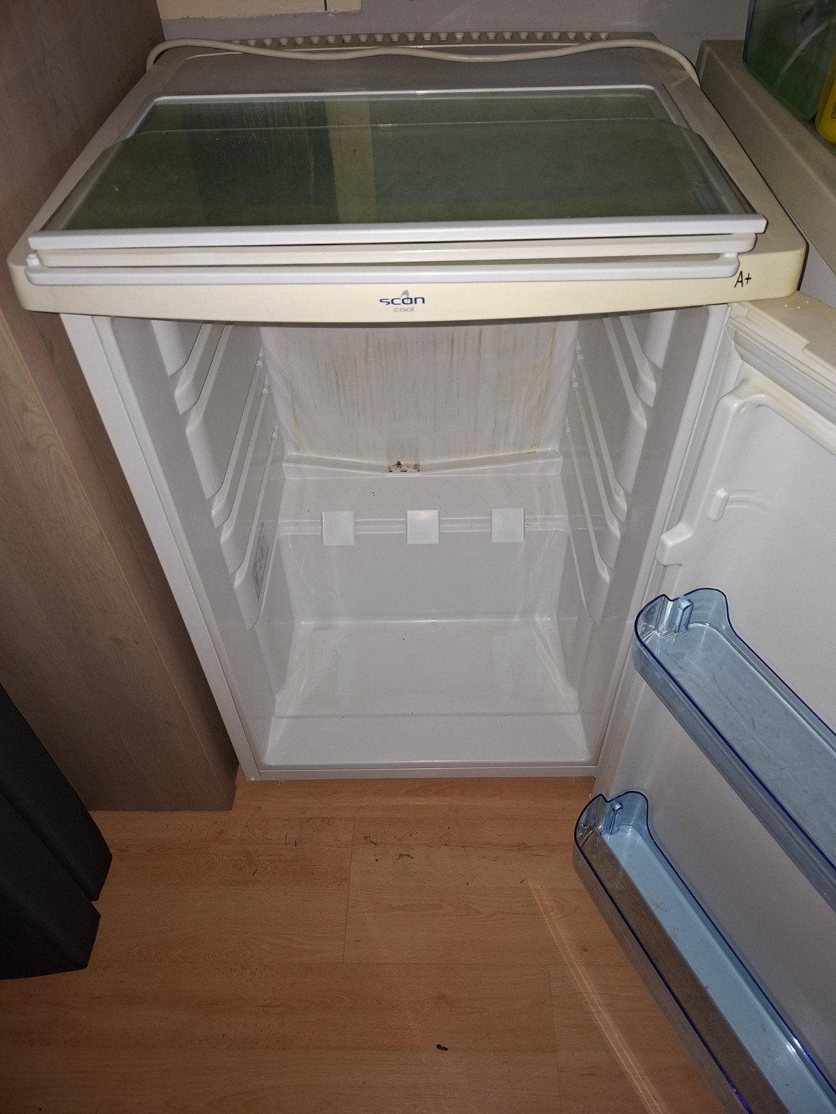 Scan koelkast, compact tafelmodel, Ophalen, Minder dan 75 liter, Energieklasse A of zuiniger, Zonder vriesvak
