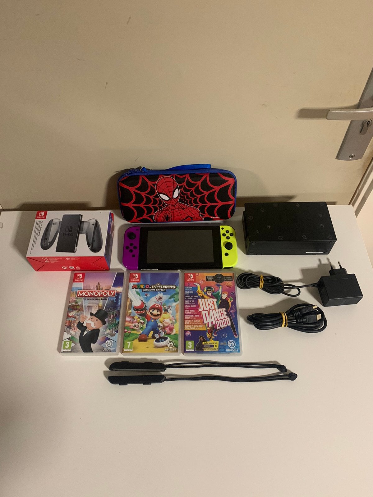 Nintendo Switch V1 + 3 Games & Veel Accessoires, Ophalen of Verzenden, Zo goed als nieuw, Vanaf 3 jaar