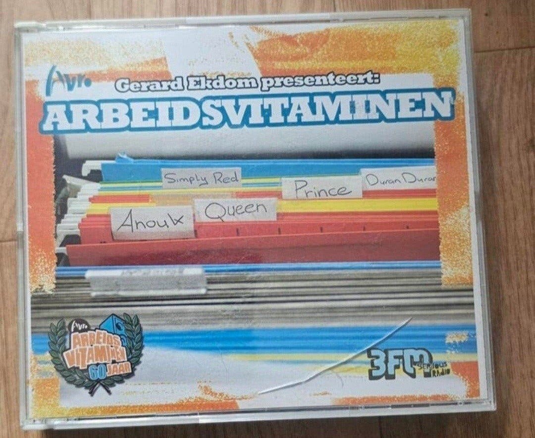 Gerard Ekdom Presenteert ArbeidsVitaminen (3 Cdbox), Ophalen of Verzenden, Zo goed als nieuw