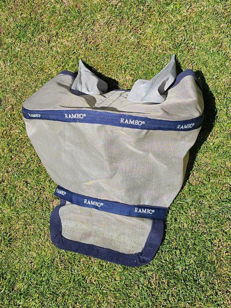 Vliegenmasker Rambo Full, Ophalen of Verzenden, Zo goed als nieuw, Overige soorten
