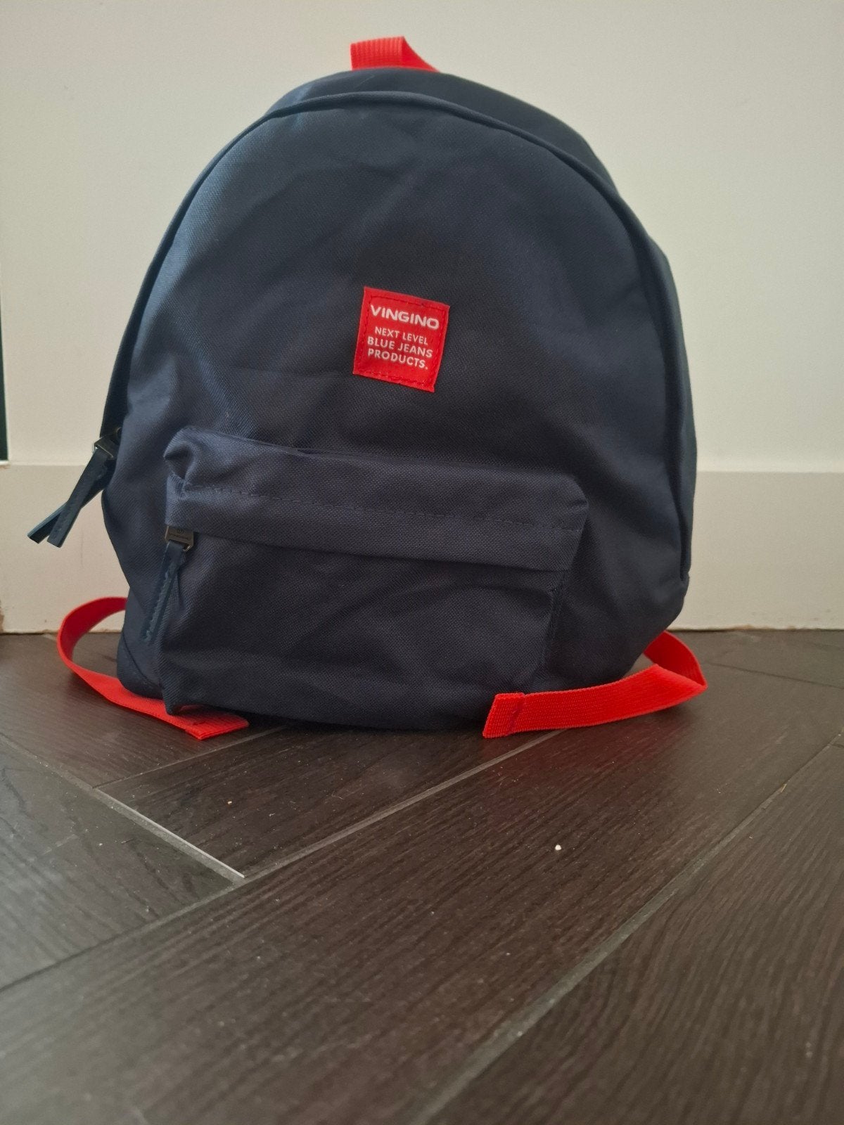 Vingino rugzak - Blauw met rode accenten, 25 tot 40 cm, Zo goed als nieuw, 30 tot 45 cm, Ophalen