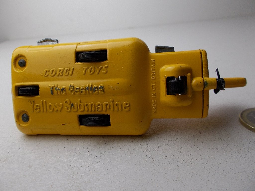 1969 Corgi Toys 803 THE BEATLES YELLOW SUBMARINE I.z.g.st -B, Ophalen of Verzenden, Zo goed als nieuw, Overige typen, Corgi
