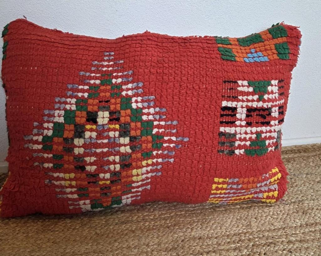 Vintage Marokkaans Kussen - Rood met Patroon, Ophalen of Verzenden, Gebruikt, Rood, Rechthoekig