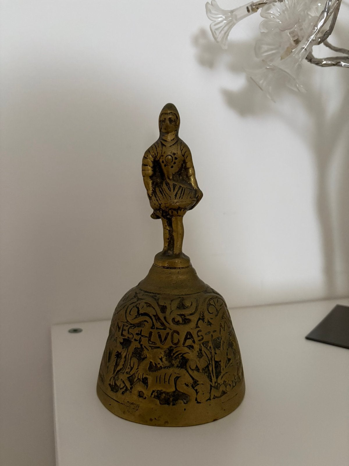 Koperen bel met mannelijk soldaat, Antiek en Kunst, Antiek | Koper en Brons, Ophalen