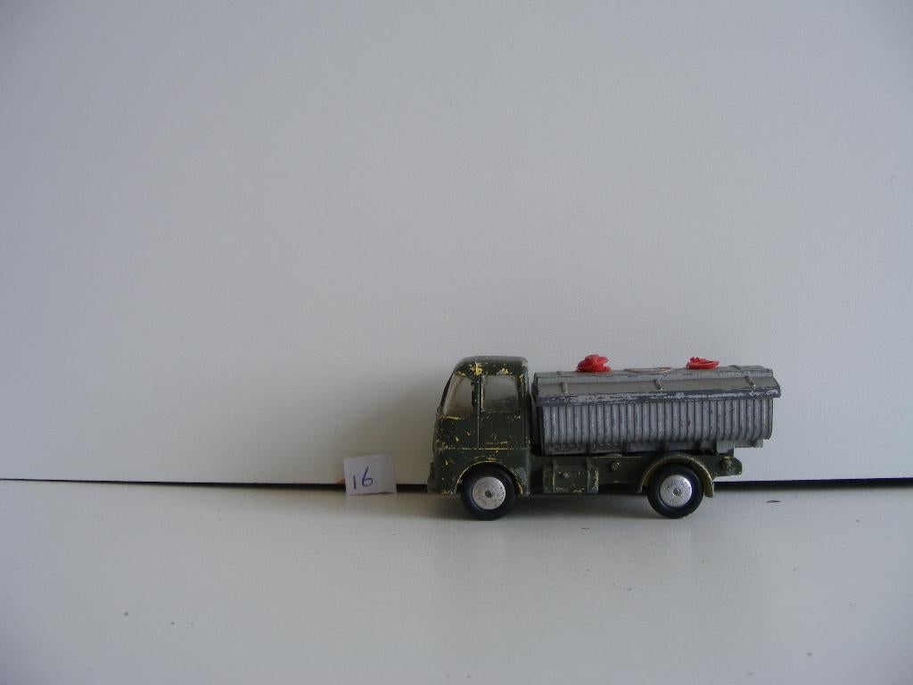 Erf model 64g,corgi toys 460,neville tunnel cement (16), Ophalen of Verzenden, Gebruikt, Bus of Vrachtwagen, Corgi