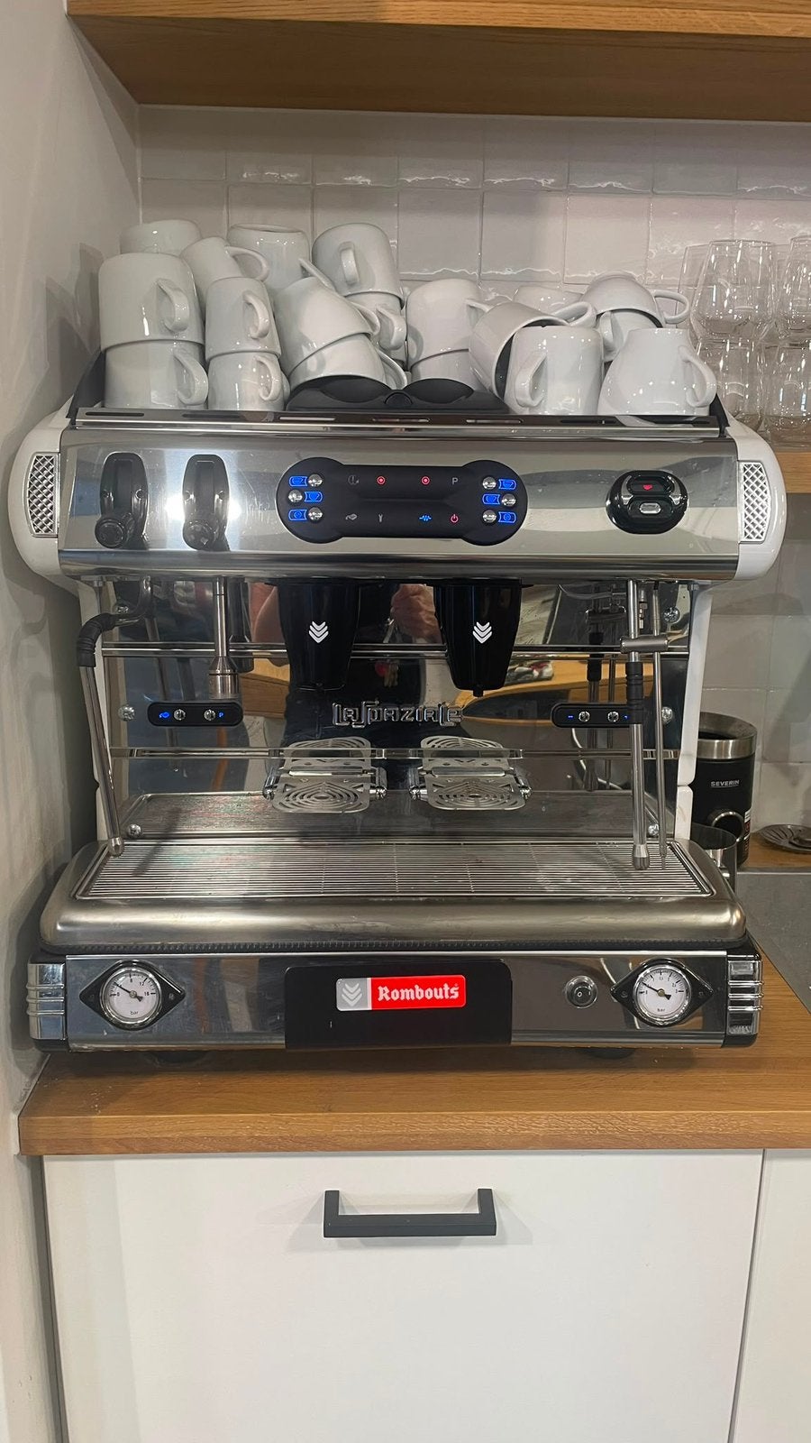 Rombouts Professionele 2-Groeps Espressomachine, Ophalen, Nieuw zonder verpakking, Koffie en Espresso