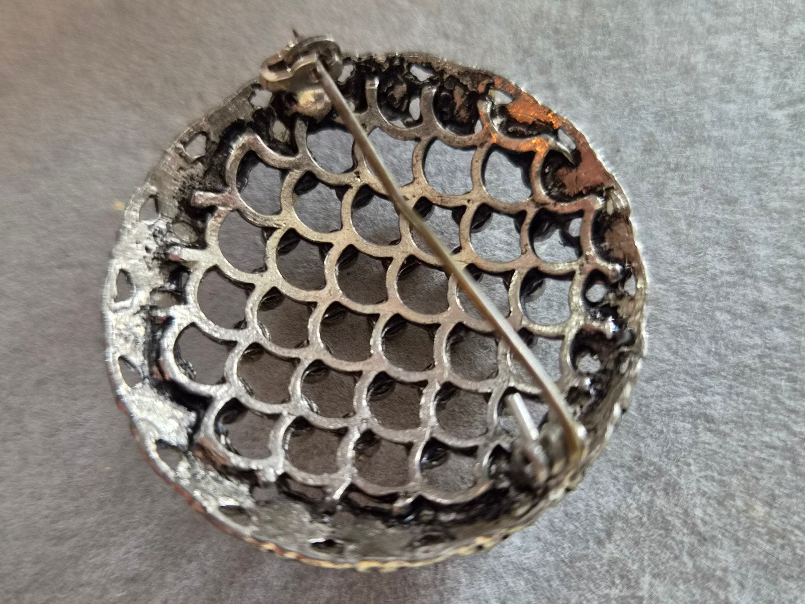 Vintage Broche met Parelmoer en Zilverkleurige Details, Sieraden, Tassen en Uiterlijk, Broches, Overige materialen, 4 tot 7 cm