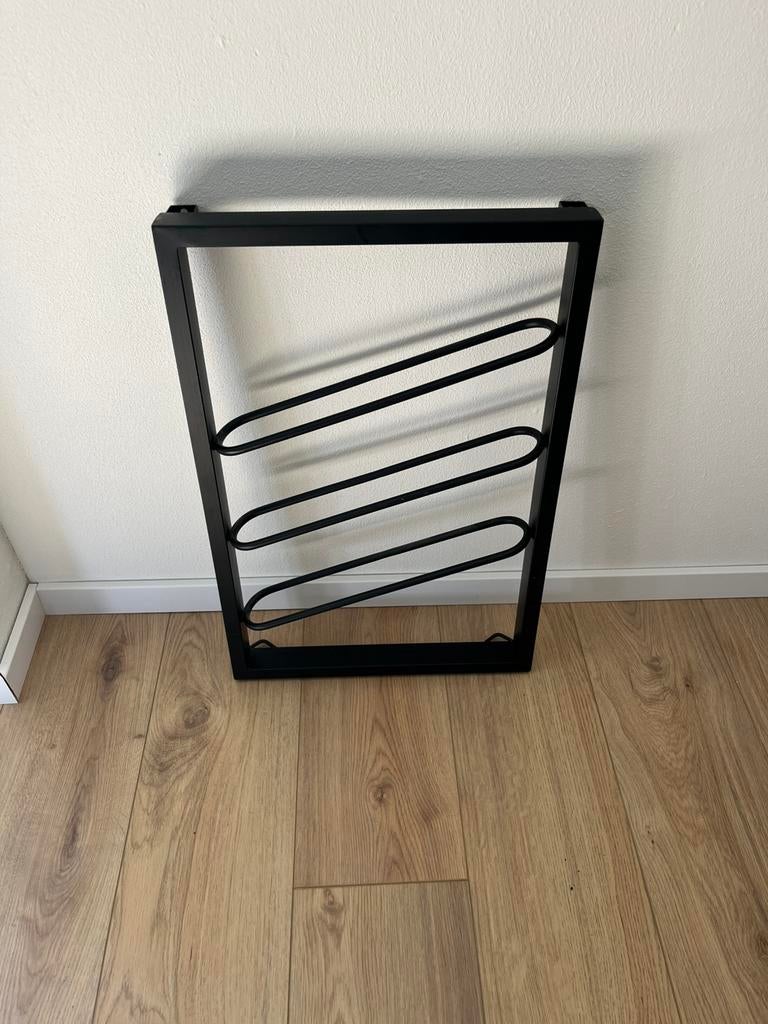 Stalen wijnrek, Huis en Inrichting, Woonaccessoires | Wijnrekken, Ophalen, 50 tot 75 cm, Zo goed als nieuw, Minder dan 5 flessen