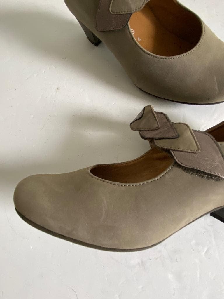 G397 Gabor Comfort: mt. 4=37 pumps schoenen hak beige, Beige, Gabor, Ophalen of Verzenden, Zo goed als nieuw