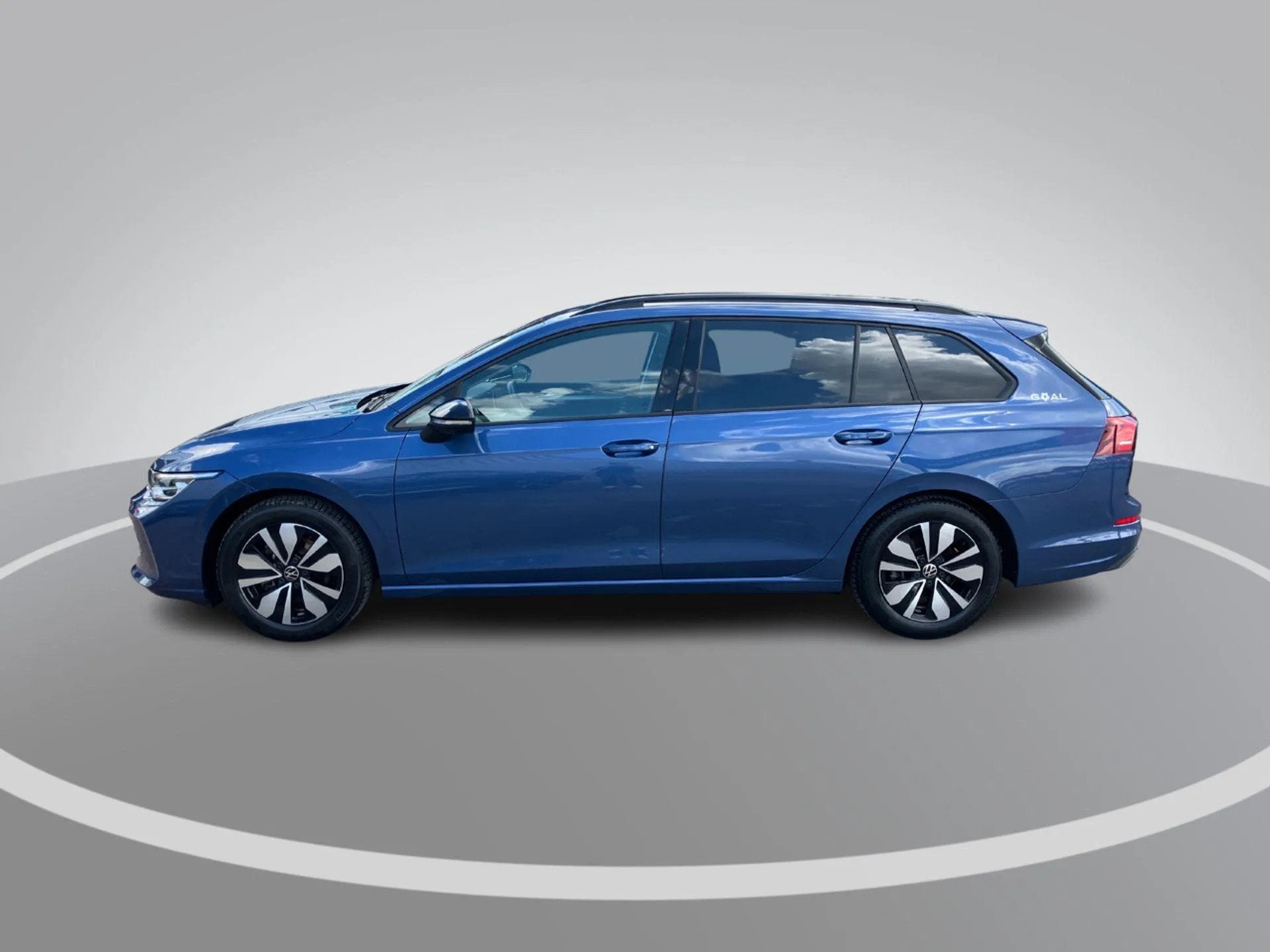 Volkswagen Golf Variant 1.5 eTSI 150PK DSG Goal (bj 2025), Automaat, 150 pk, Blauw, Automatische klimaatregeling