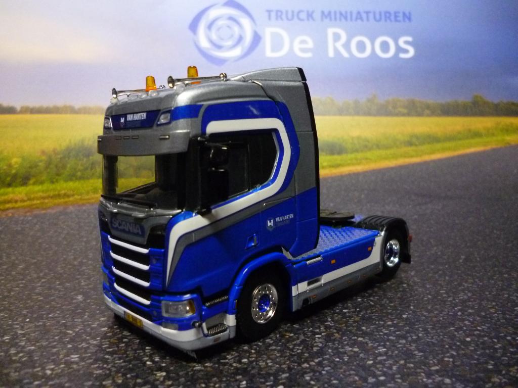 WSI Scania Van Harten Transport, Hobby en Vrije tijd, Modelauto's | 1:50, Ophalen of Verzenden, Nieuw, Bus of Vrachtwagen, Wsi