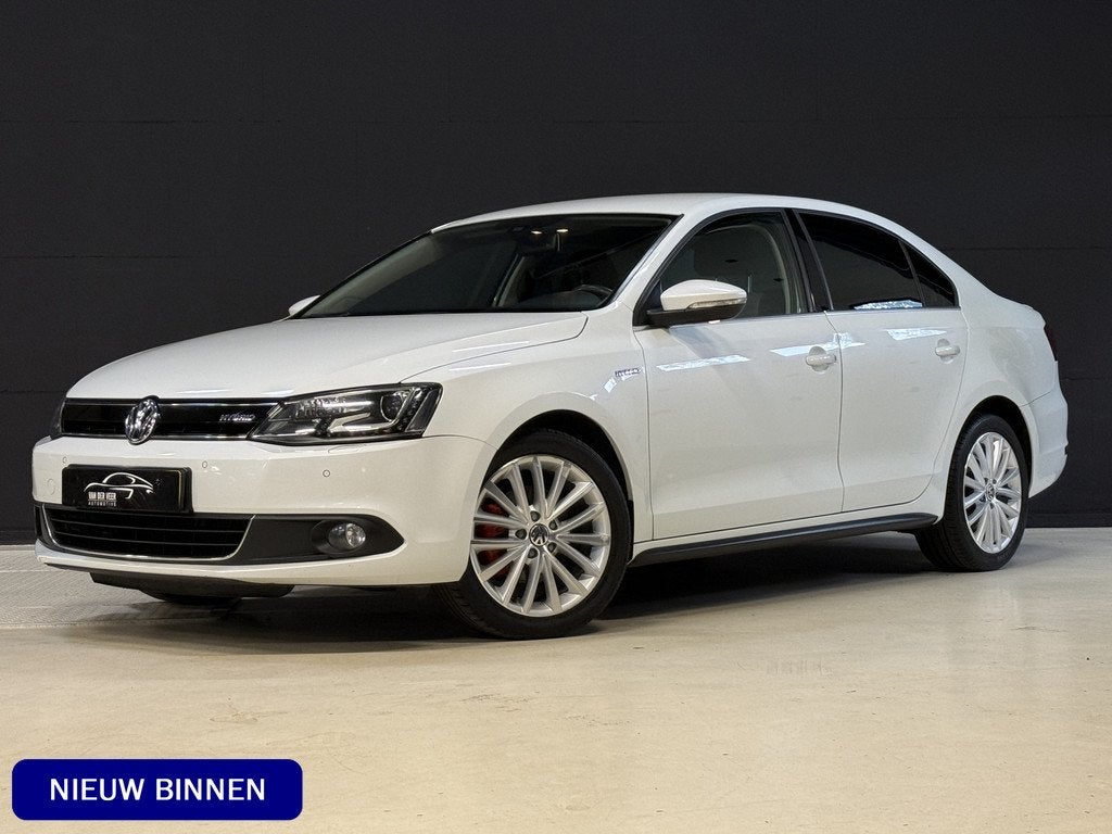 Volkswagen Jetta 1.4 TSI Hybrid Highline | Xenon | LED | Sto, Auto's, Stof, Gebruikt, 4 cilinders, Wit