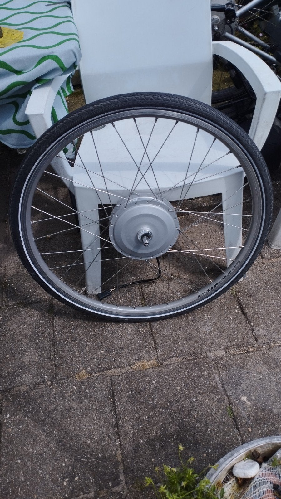 Fiets Voorwiel met motor 24V İon Batavus Koga Sparta, Ophalen of Verzenden, Gebruikt, Elektrische fiets, Wiel