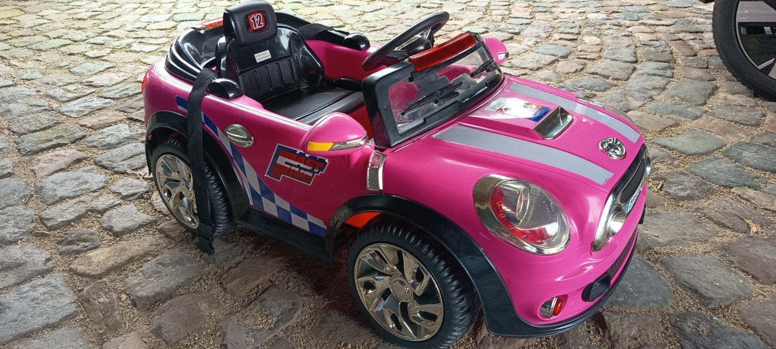kinderauto voor meisje, Kinderen en Baby's, Speelgoed | Buiten | Accuvoertuigen, Ophalen, Zo goed als nieuw