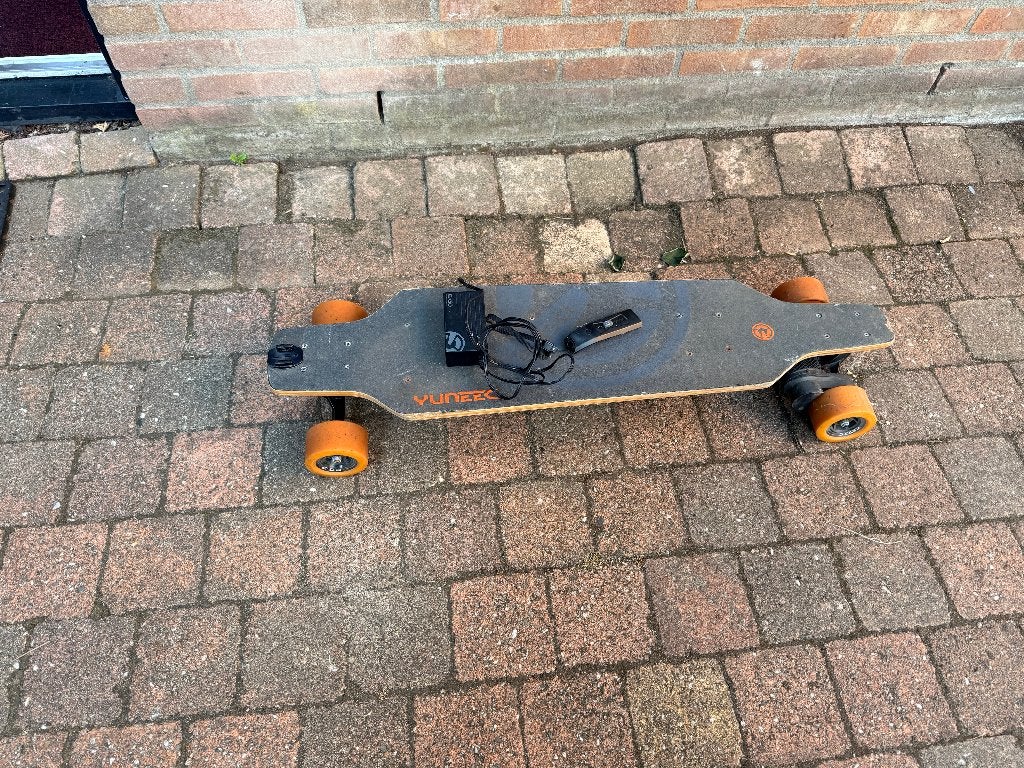 Yuneec E-GO Cruiser elektrisch longboard (defect), Sport en Fitness, Skateboarden, Ophalen, Gebruikt, Overige typen, Longboard
