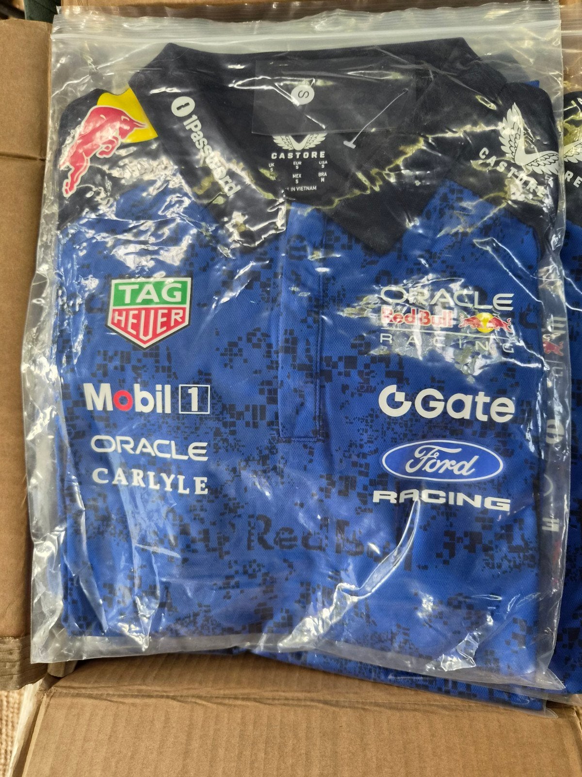 26 stuks  Red Bull Racing F1 Team Polo's, Kleding | Heren, Polo's, Maat 52/54 (L), Nieuw, Verzenden, Blauw