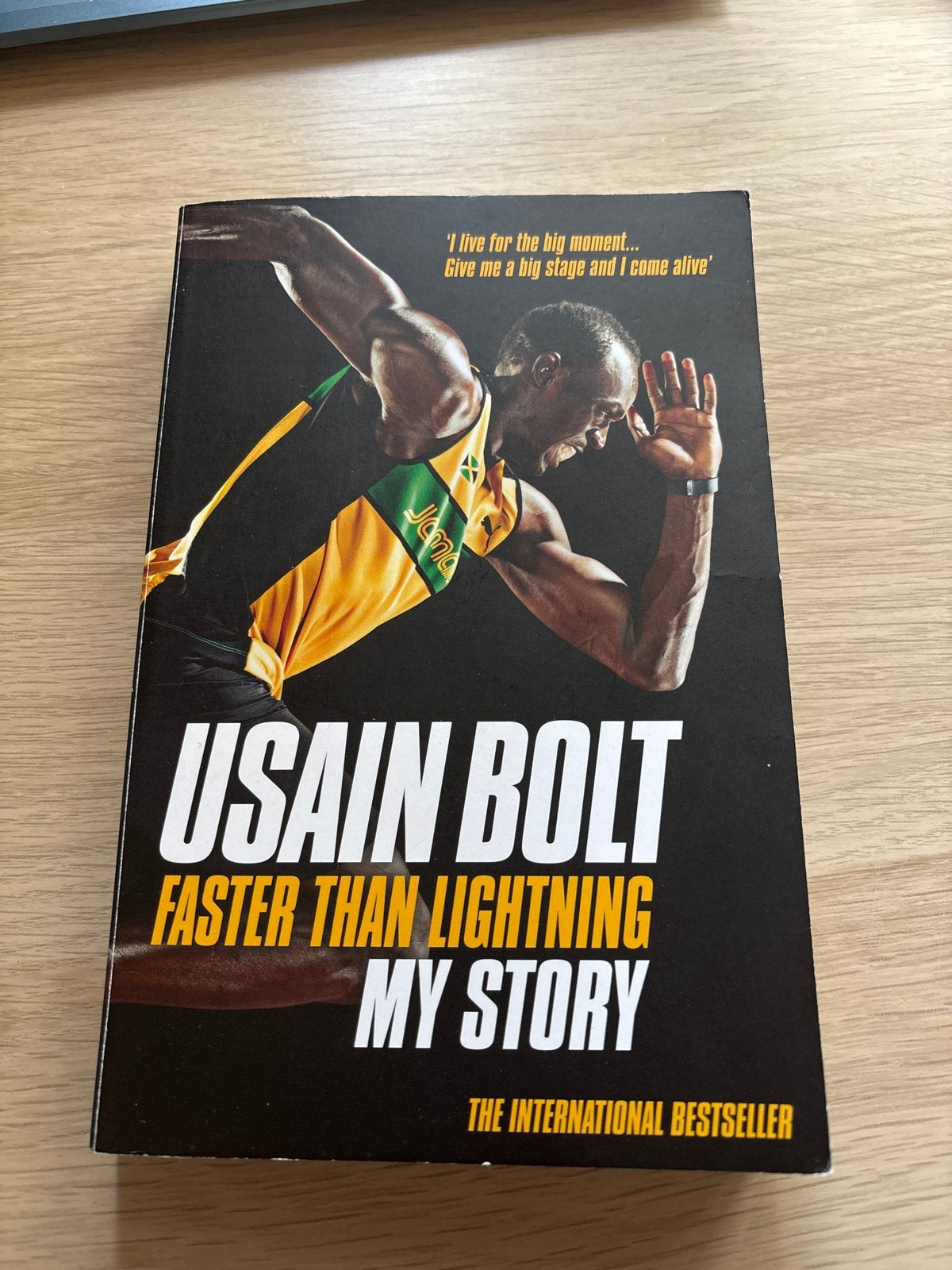 Usain Bolt - Faster Than Lightning (Engels), Ophalen of Verzenden, Gelezen, Lopen en Fietsen