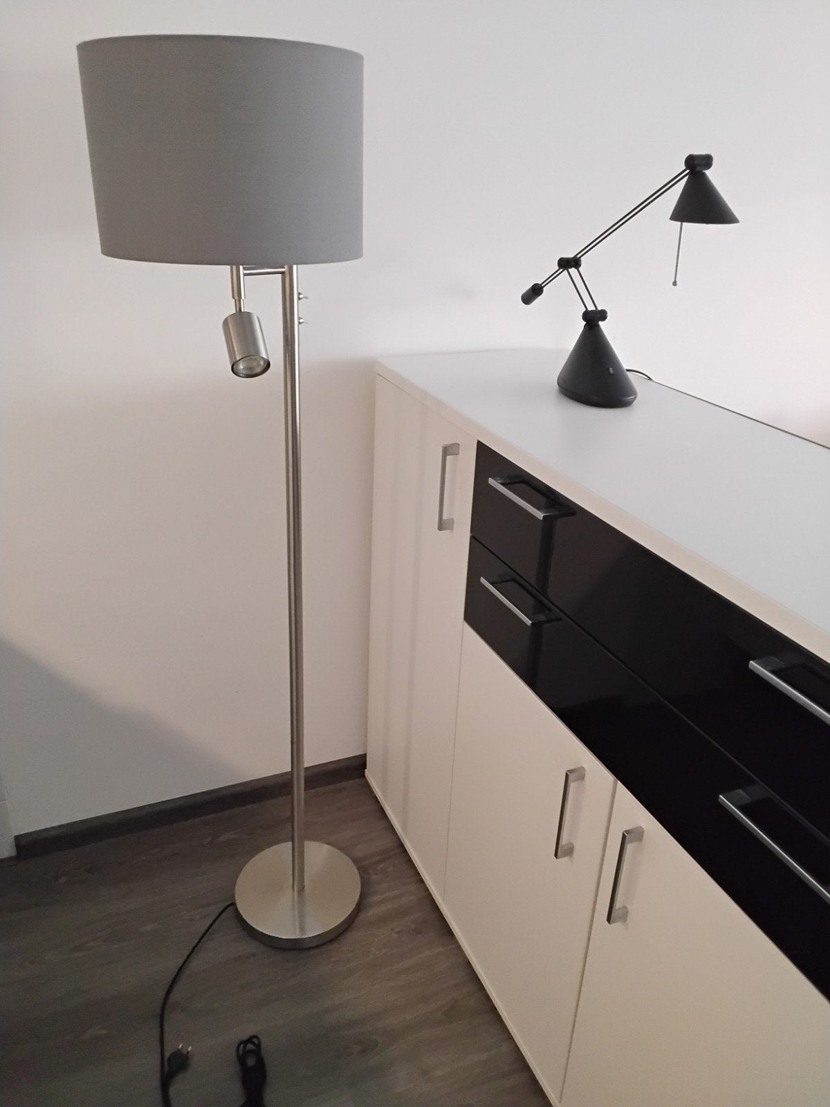Stijlvolle staande lamp met leeslamp - Grijs/RVS, Ophalen, Metaal, Zo goed als nieuw, Modern
