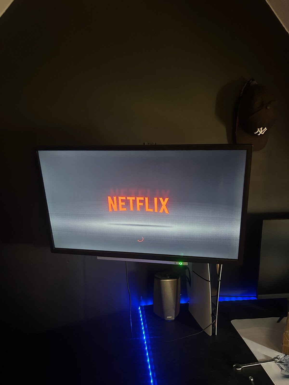 Toshiba LCD TV 82 cm (32 inch) - HD Ready, Ophalen, 50 Hz, 80 tot 100 cm, Gebruikt