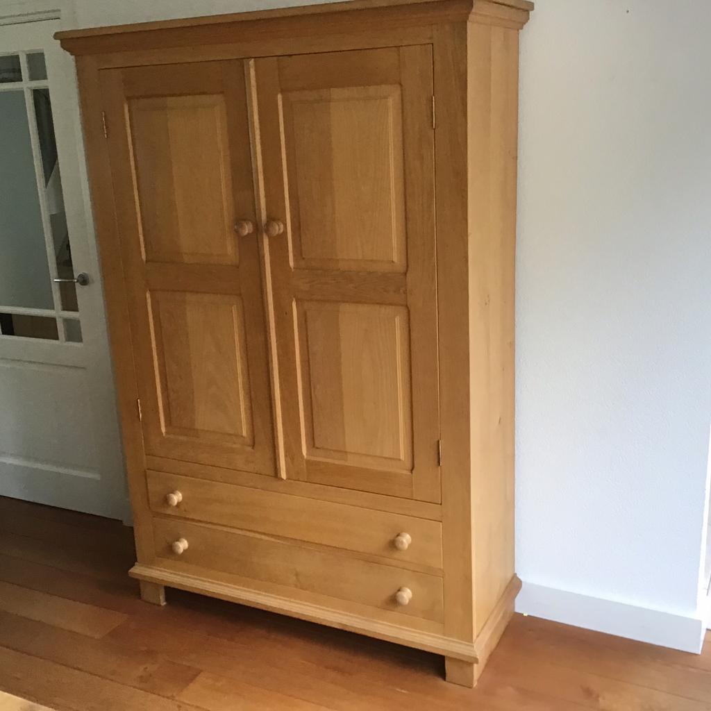 Eikenhouten kast., Ophalen