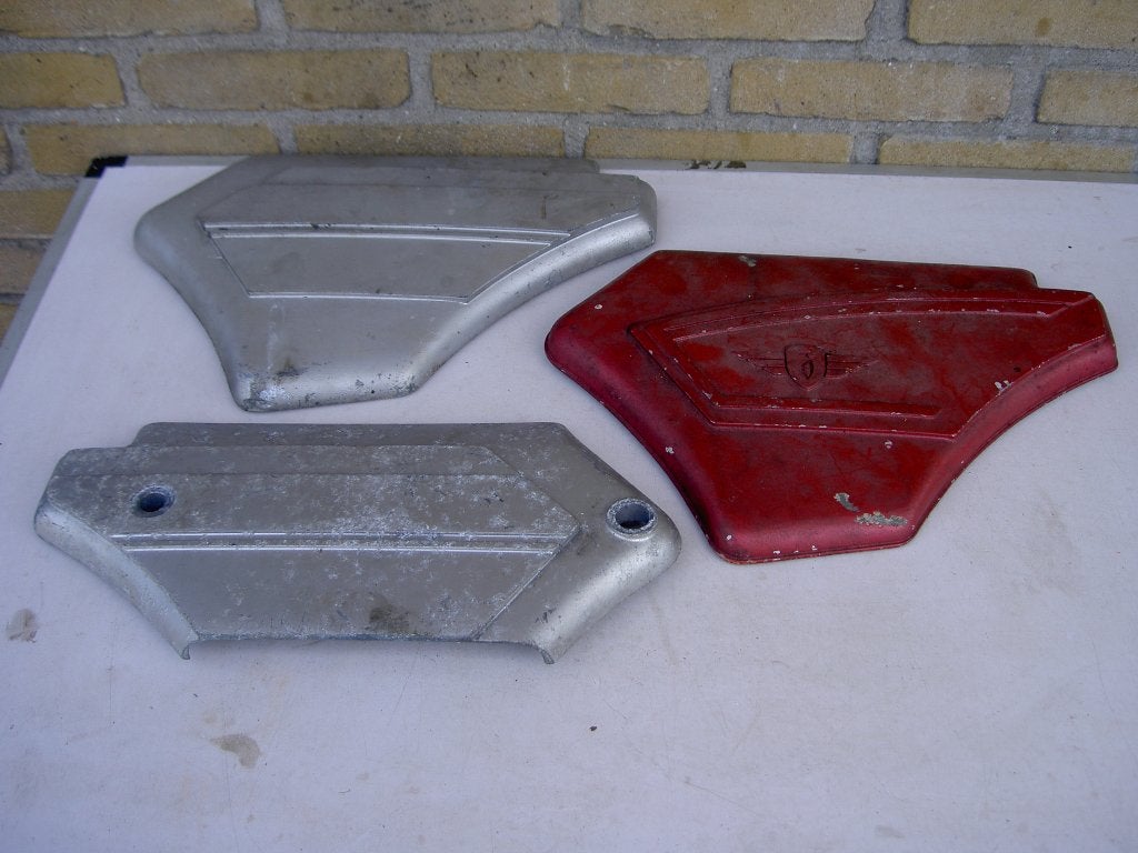 517 set grijze balken zij kastjes en een groot logo deksel, Fietsen en Brommers, Ophalen of Verzenden, Gebruikt, Kap