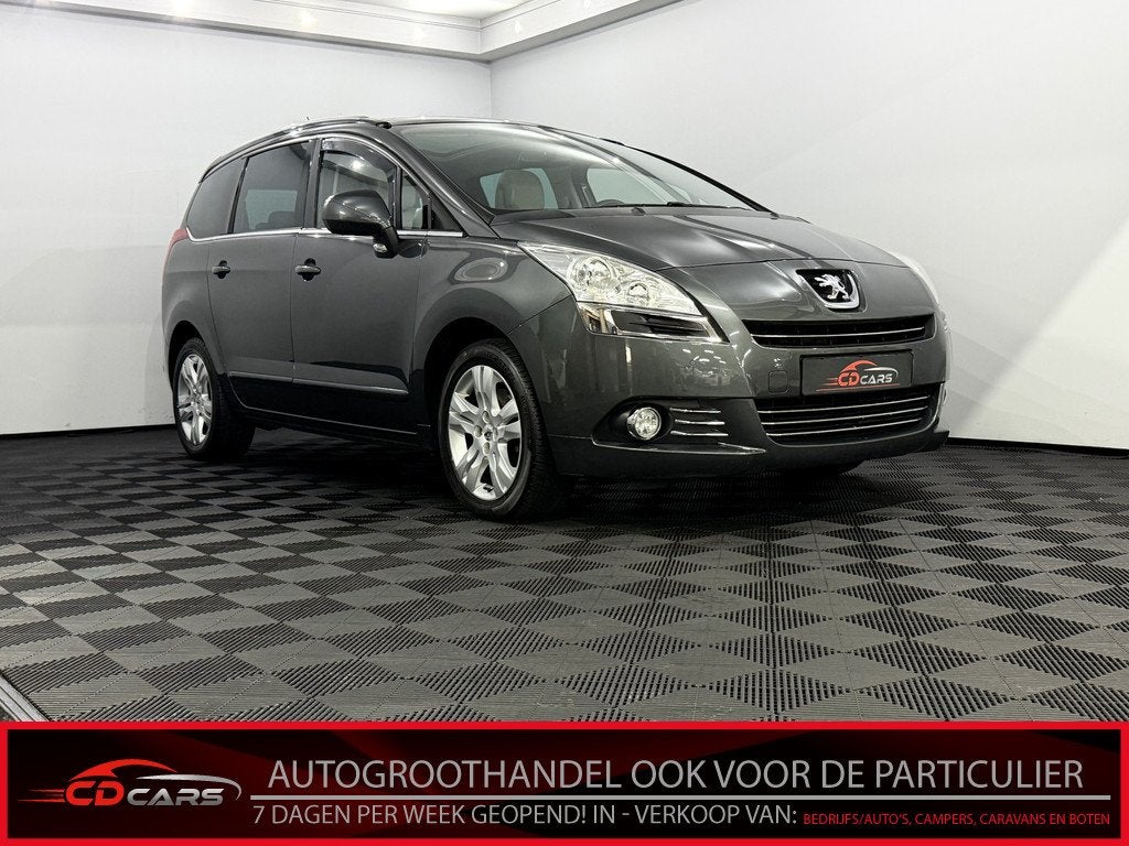 Peugeot 5008 1.6 THP Blue Lease Executive 7p. Panoramadak, L, Voorwielaandrijving, Euro 5, Gebruikt, Bedrijf
