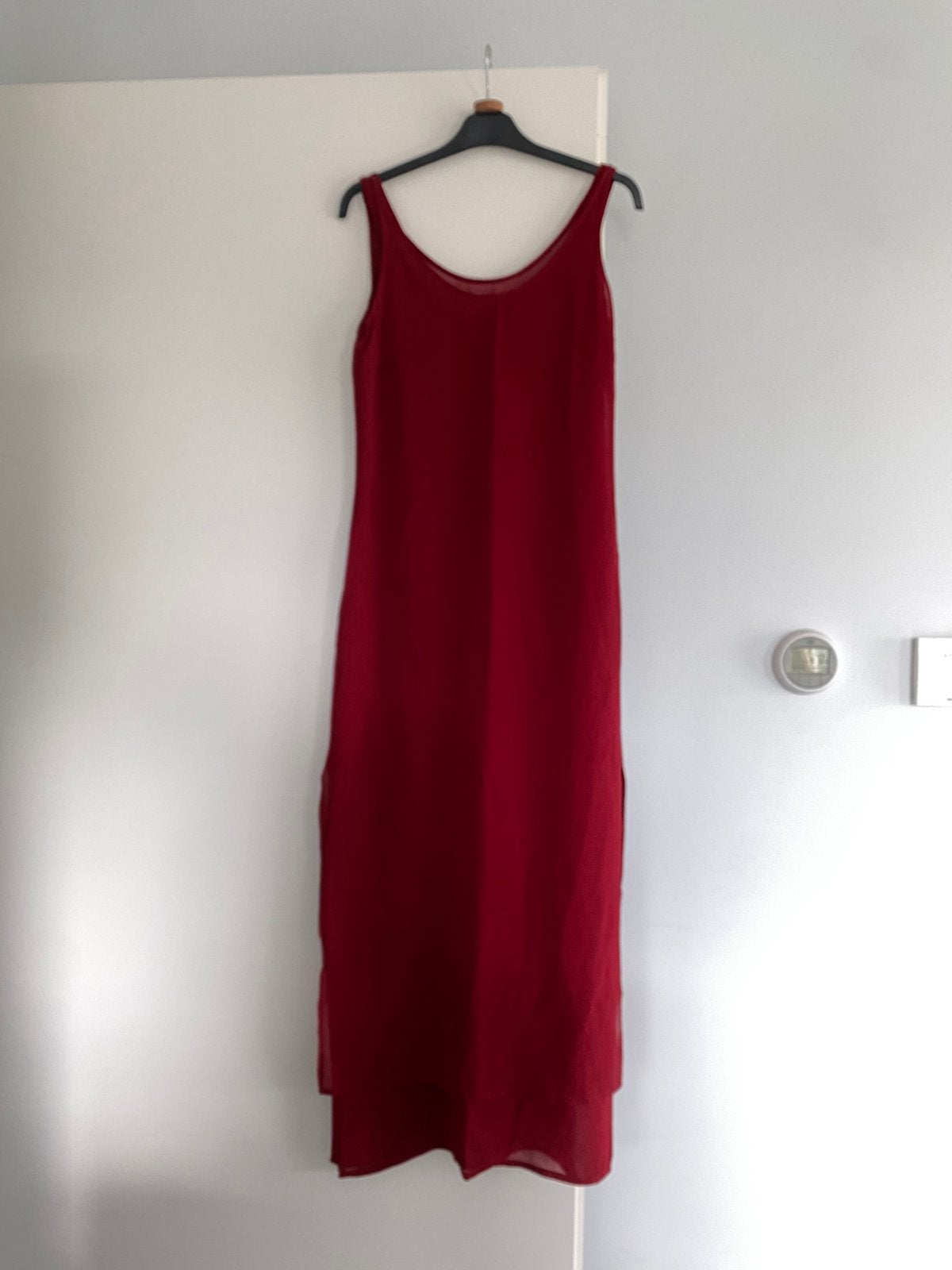 Zara jurk donkerrood maar XL zgan, Kleding | Dames, Ophalen of Verzenden, Zo goed als nieuw, Maat 46/48 (XL) of groter, Onder de knie