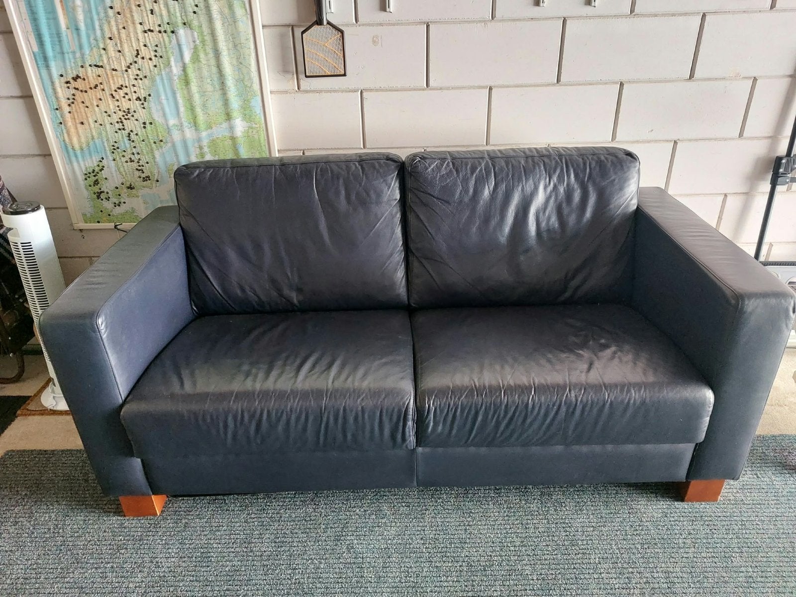 Donkerblauwe Montel bank - 2-zits lederen bank, Ophalen, Gebruikt, 150 tot 200 cm, Tweepersoons