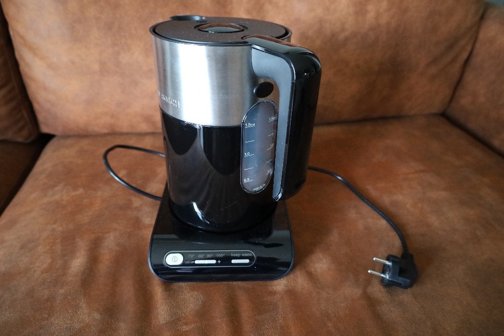 waterkoker Bosch, Witgoed en Apparatuur, Waterkokers, 1 tot 2 liter, Ophalen of Verzenden, Zo goed als nieuw, Draadloos