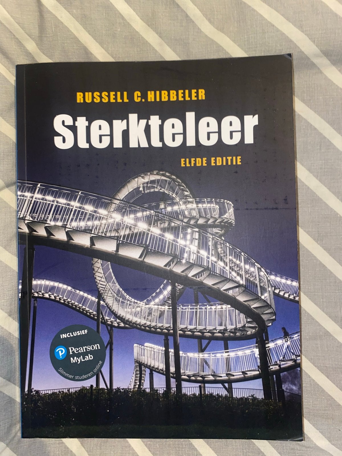 Sterkteleer & Statica - Russell C. Hibbeler (incl. MyLab), Ophalen of Verzenden, Beta, Zo goed als nieuw, HBO